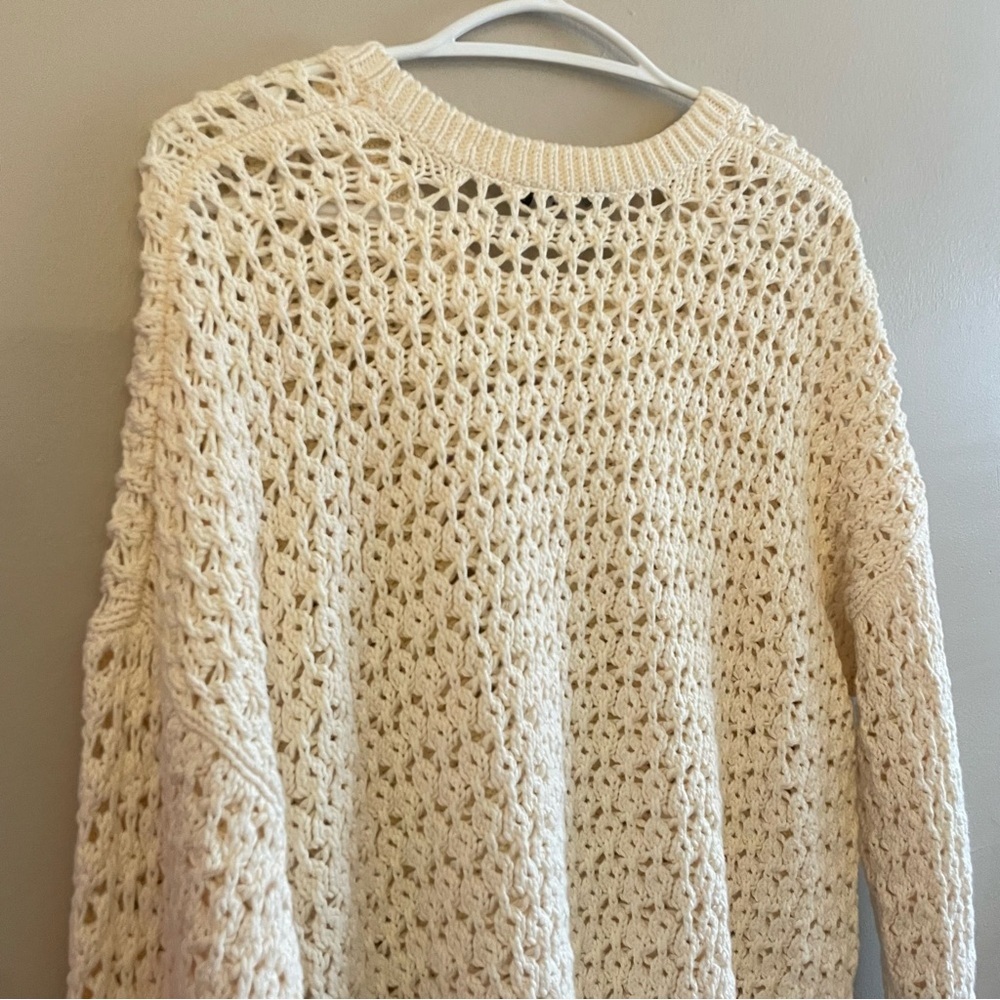 Denver Hayes Cream Open-Knit Drop Shoulder Crewneck Sweater โ Large Like New - Picture 12 of 16